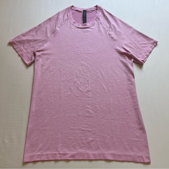 lululemon athletica Tops - LULULEMON ATHLETICA pink knit raglan athletic work out outdoors tshirt